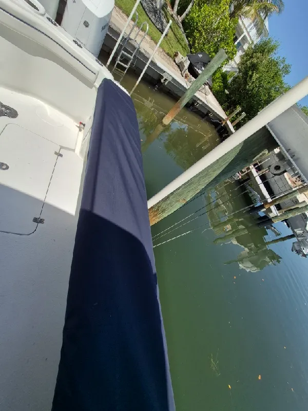 Covers - 42 Yellowfin — canvas & upholstery work by the Boat Guys