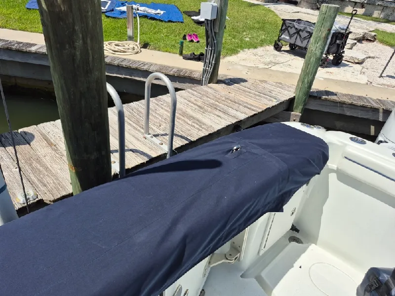 Covers - 42 Yellowfin — canvas & upholstery work by the Boat Guys