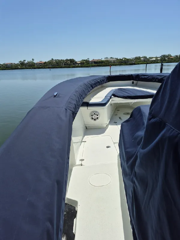Covers - 42 Yellowfin — canvas & upholstery work by the Boat Guys